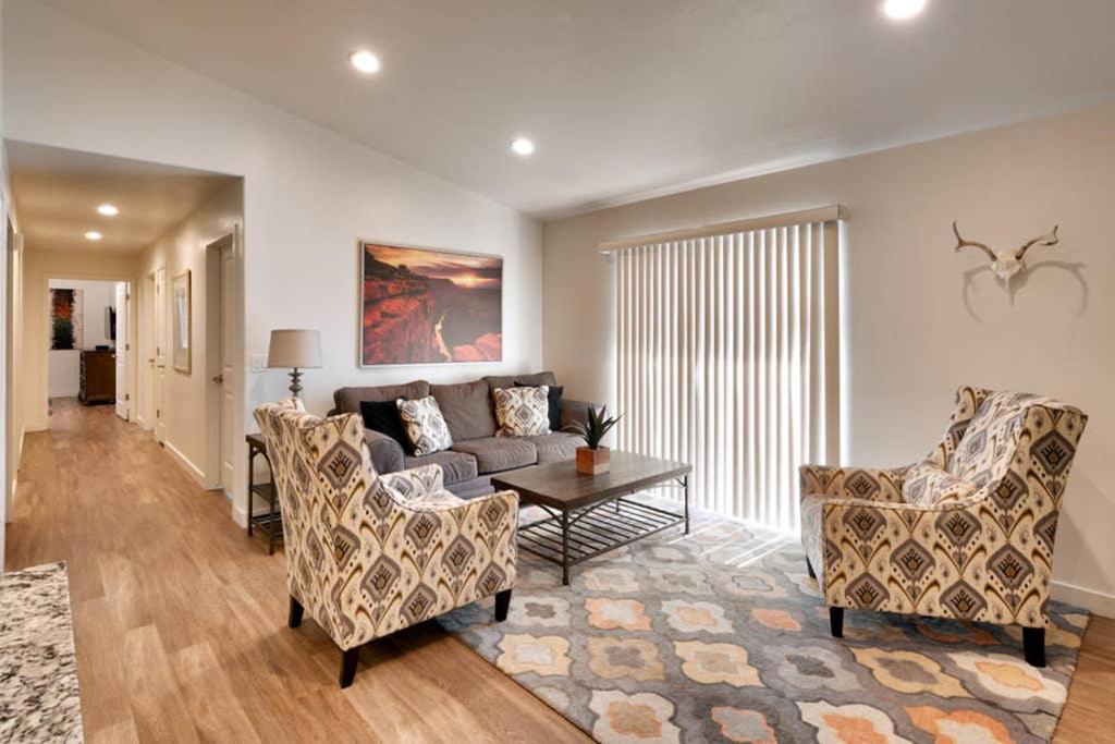 6L Top Floor Redcliff Condo, Pool & Hot Tub Moab Buitenkant foto