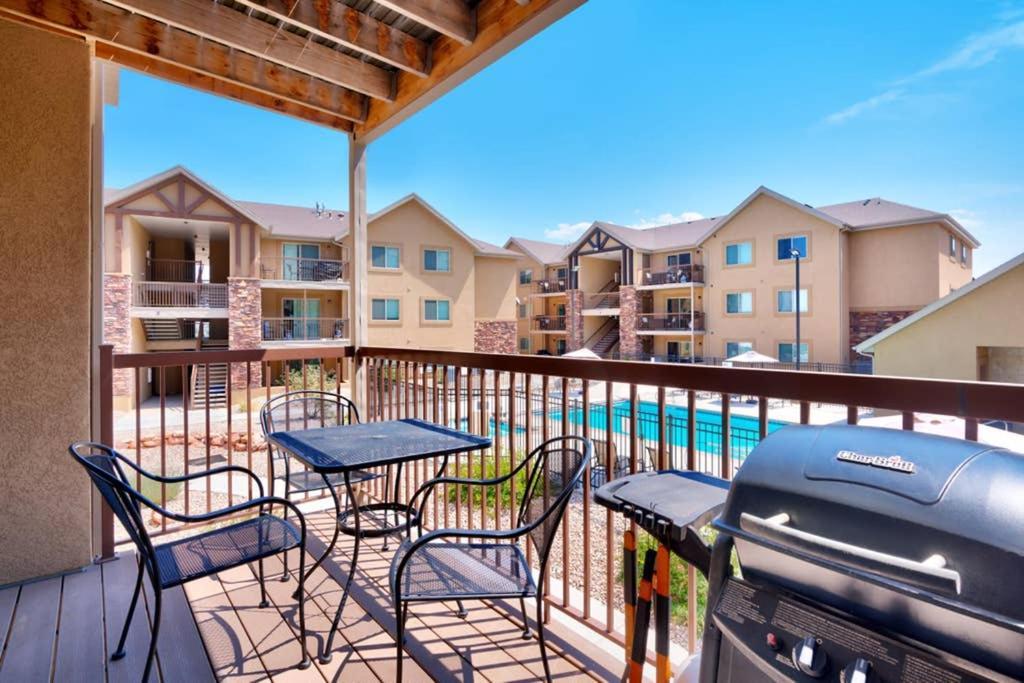 6L Top Floor Redcliff Condo, Pool & Hot Tub Moab Buitenkant foto